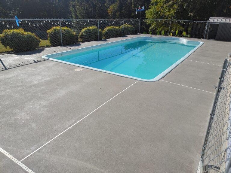 Rossi Decorative Concrete & Epoxy Pool Deck Sprayed Texture