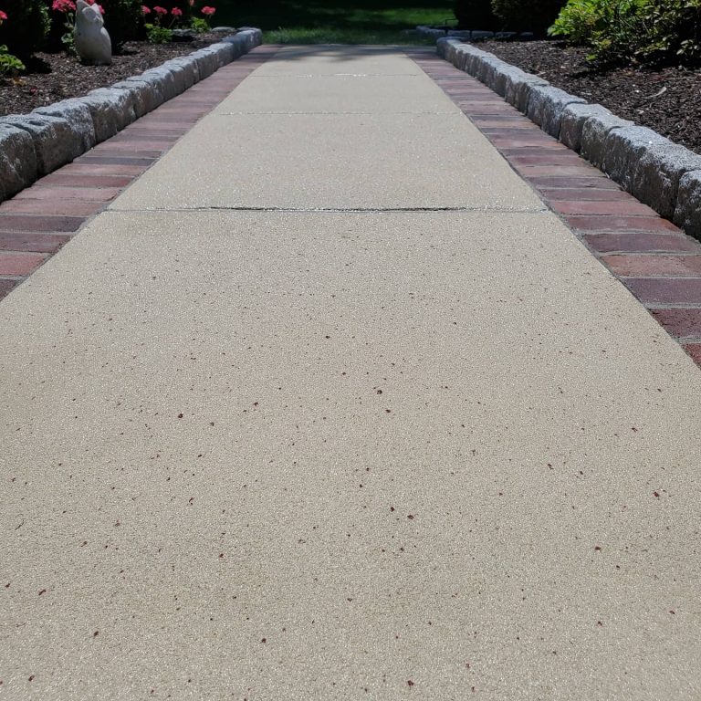 Rossi Decorative Concrete & Epoxy Walkway Sprayed Texture Concrete